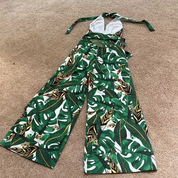New! FARM RIO XS Green multi tropical palm leaf print wide leg halter jumpsuit - Picture 9 of 12